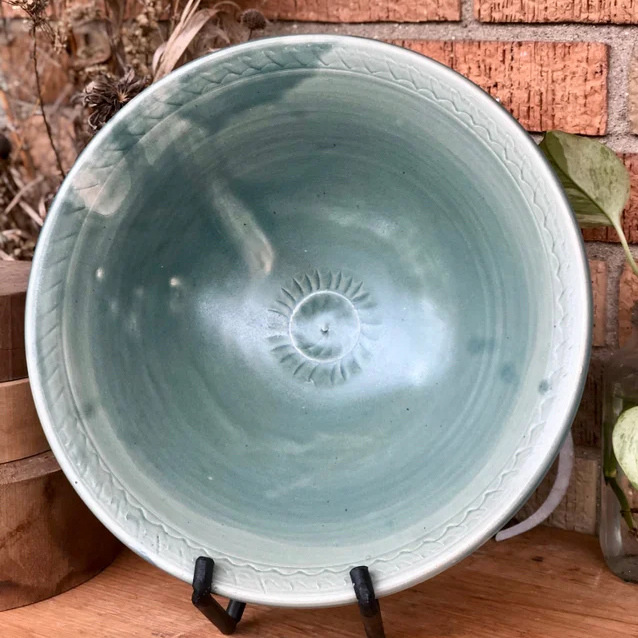 Heidi Clayton, potter; wheel-thrown, ceramic bowl